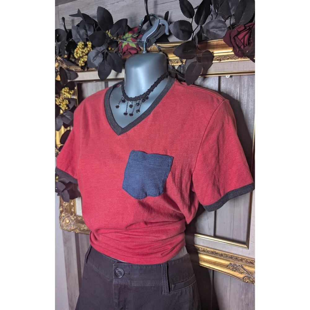 American Eagle Legend Tee Red & Black T-Shirt Grunge Y2K Basic Size S